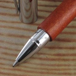 Stylo en bois de Cade, chromé version Roller avec poussoir. Superbe stylo  en bois à poussoir