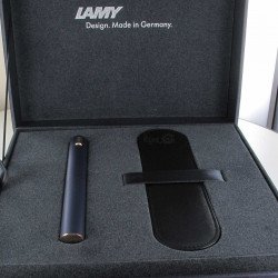 Stylo Plume Fine LAMY® DIALOG CC Laque Bleue + Etui cuir offert