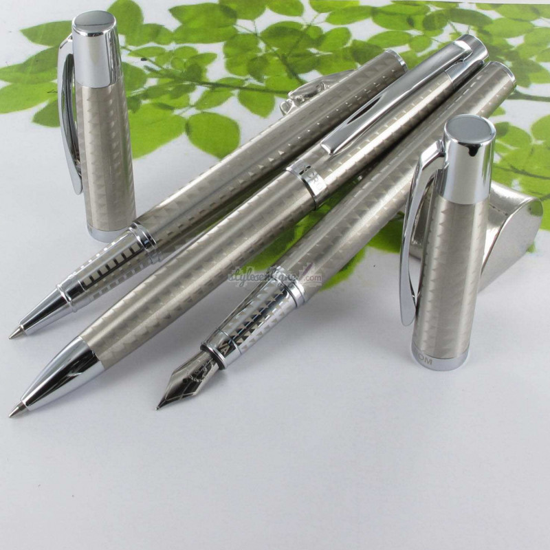 Parure 3 Stylos Plume, Bille & Roller Inoxcrom® Arc Laqué Inox Mava Parure 3 Stylos Plume, Bille & Roller Inoxcrom® Arc Laqué Inox Mava
