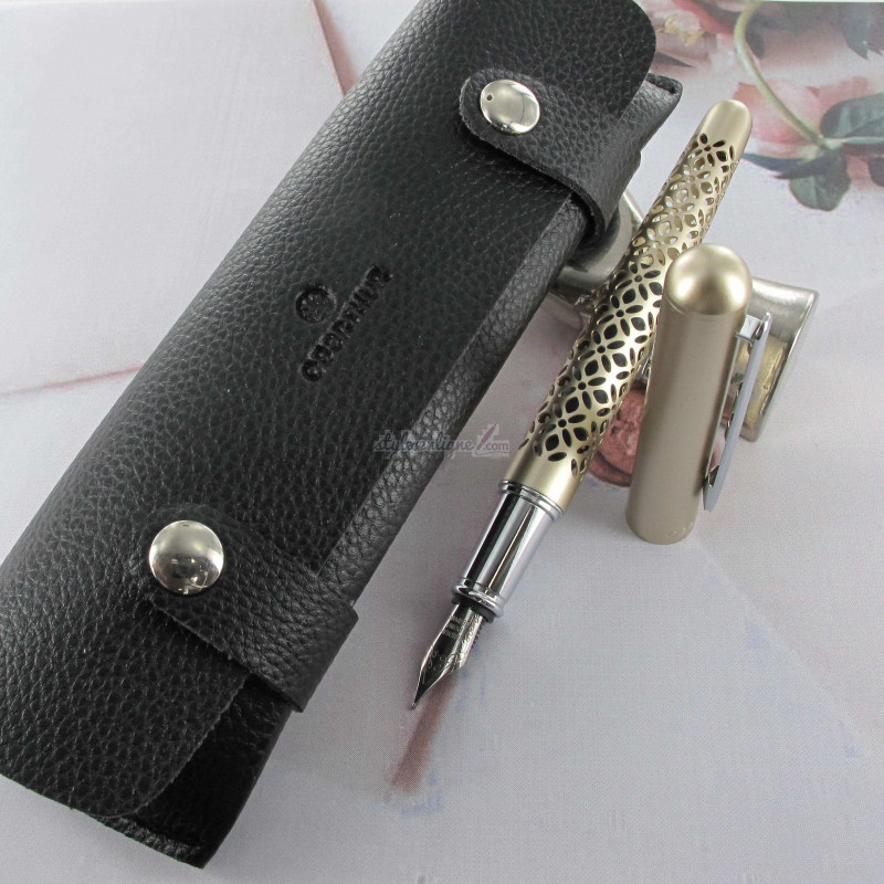 Stylo Plume Moyenne Oberthur® "Jaïpur" Champagne + Etui Offert Stylo Plume Moyenne Oberthur® "Jaïpur" Champagne + Etui Offert