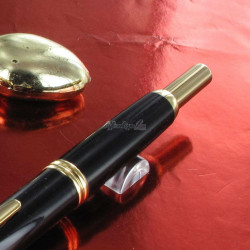 Stylo Plume Pilot® Capless Noir plaqué Or, plume fine