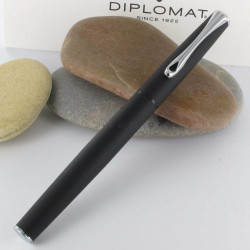 Stylo Plume (M) Diplomat® Esteem Lapis Noir Mat