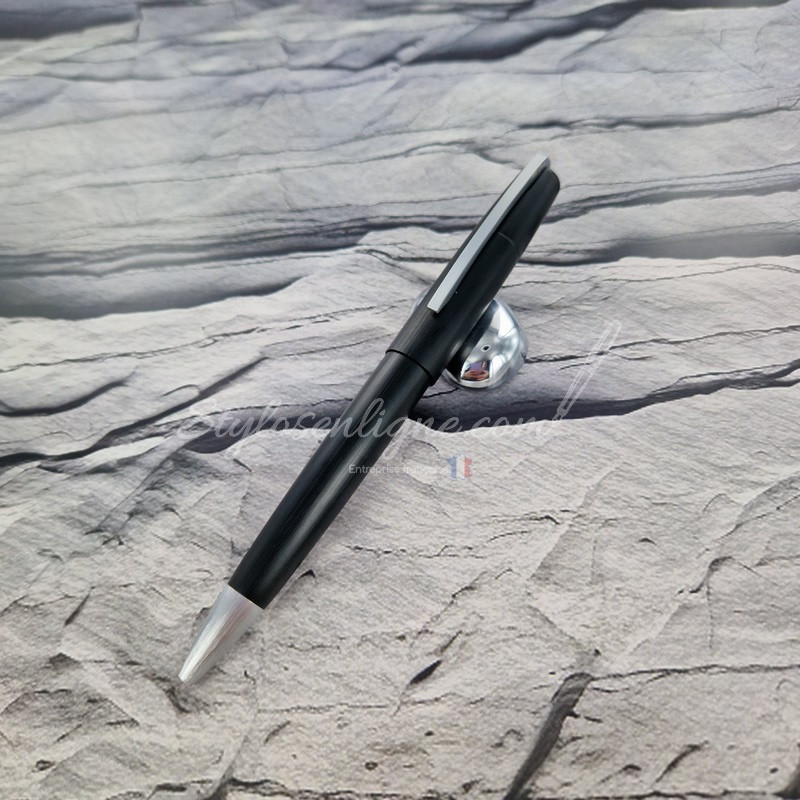 Stylo bille Matsuo Koji ion noir carbone Stylo bille Matsuo Koji ion noir carbone