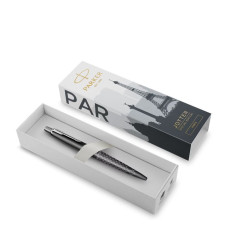 Stylo bille Parker Jotter Paris dans son coffret illustré de la tour Eiffel