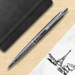 Stylo bille Parker Jotter Paris édition spéciale sur carnet avec dessin de la tour Eiffel