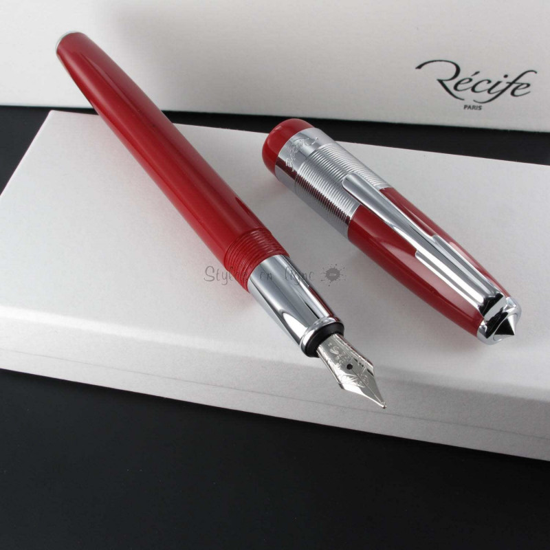 Stylo plume rouge + 4 cartouches